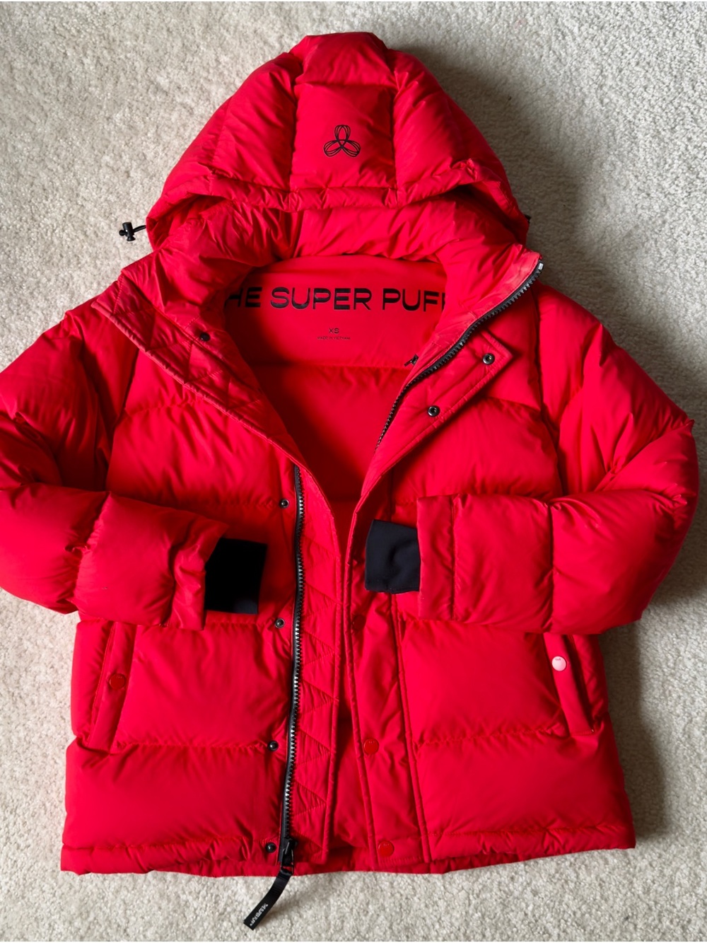 Aritzia TNA Bright Red The Super Puff Down Jacket with Hood XS